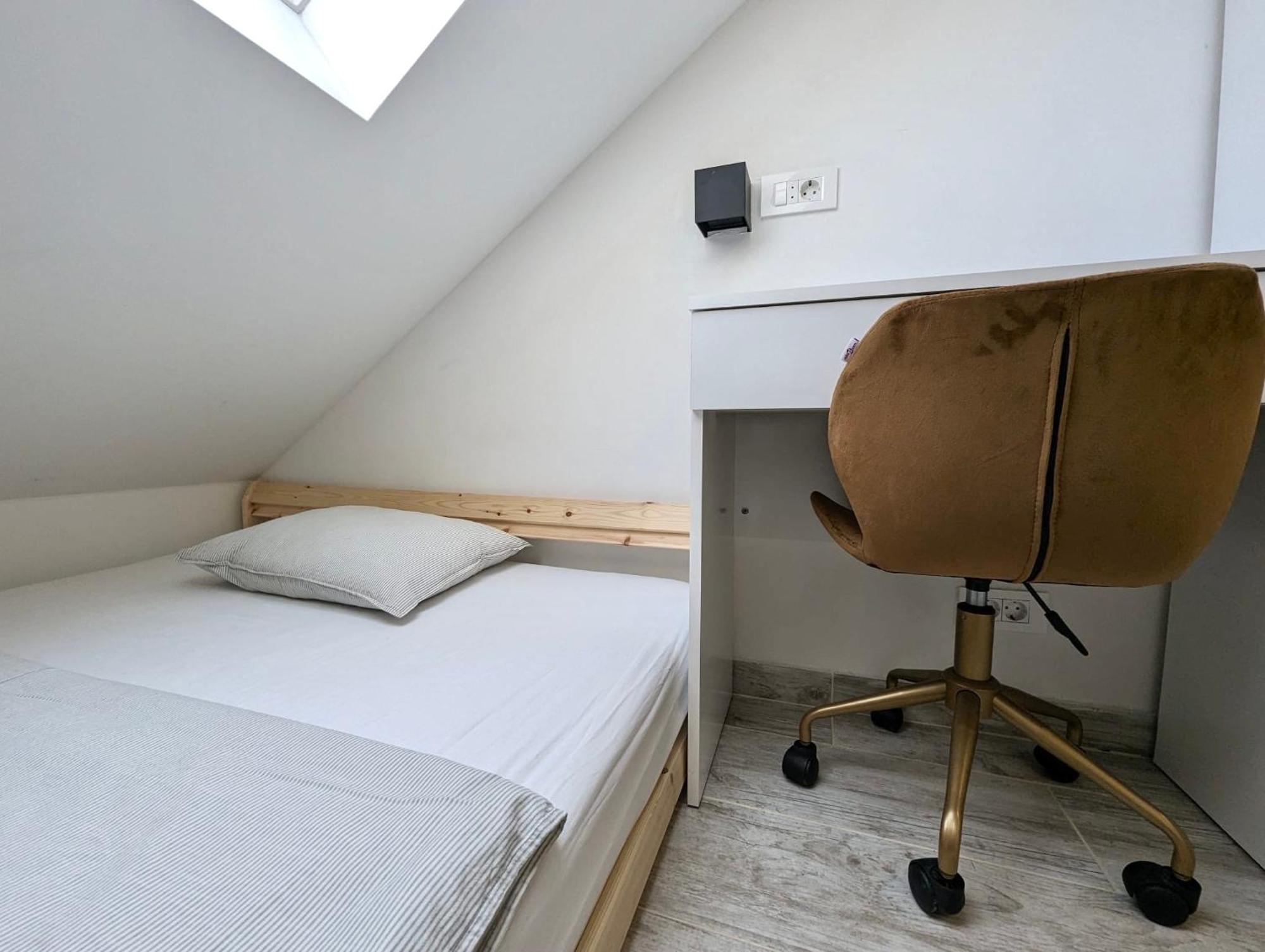 זאגרב Miniscule Urban Tent מראה חיצוני תמונה